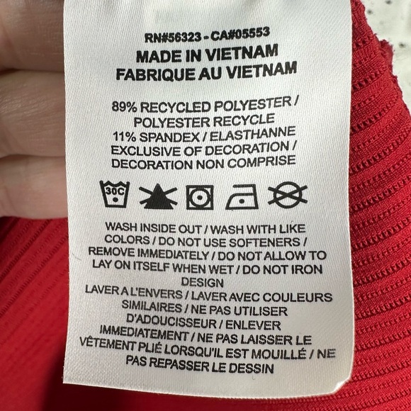 NIKE Dry-Fit Tiger Woods Standard Fit Red Textured Short Sleeve Shirt Small - Picture 9 of 10